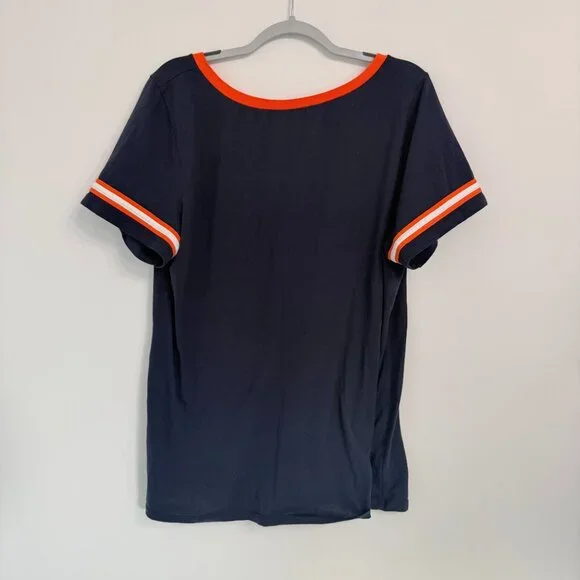 🏈🐻 Chicago Bears V-Neck Team Apparel Tee – Women’s 2XL 🐻🏈 - Picture 4 of 4